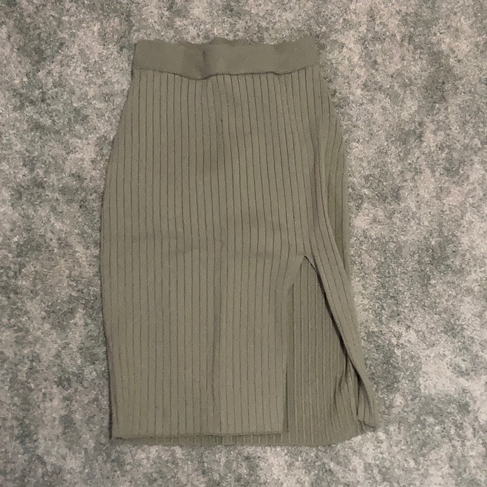 Sage skirt